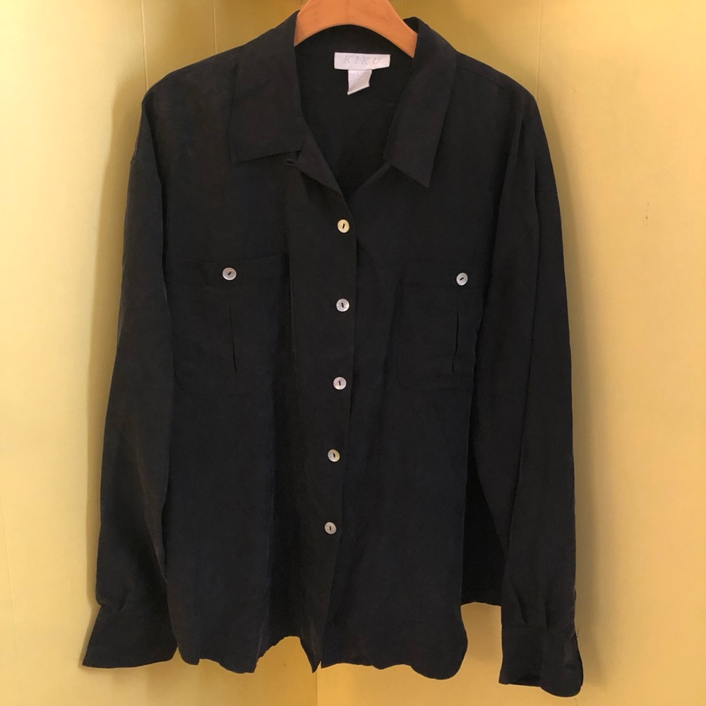 Black silk Kiki blouse. Vintage. Size Large.
